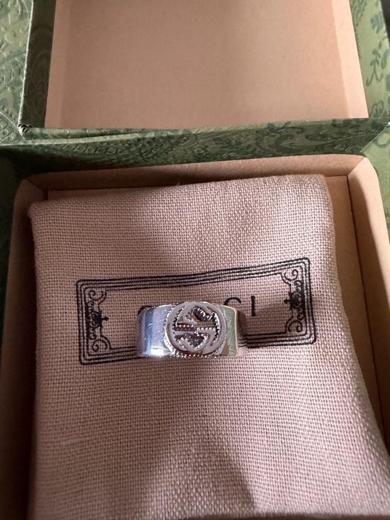 Gucci Jewelry - Gucci Silver Interlocking G Women's Signet Ring size 7